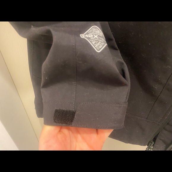 NWT Stormtech waterproof jacket. - Picture 6 of 10